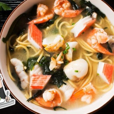 sopa de fideos con mariscos restaurante cafeteria dan castellon